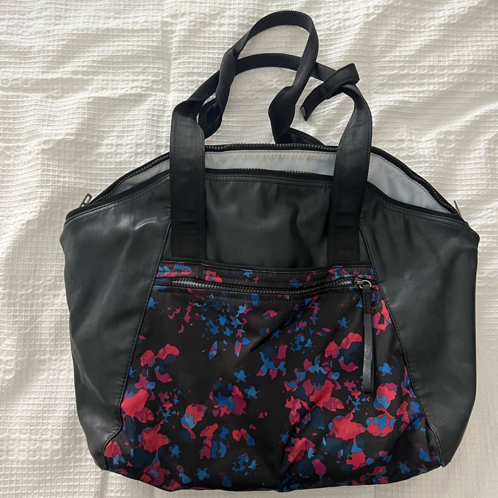 Lululemon Gym Bag